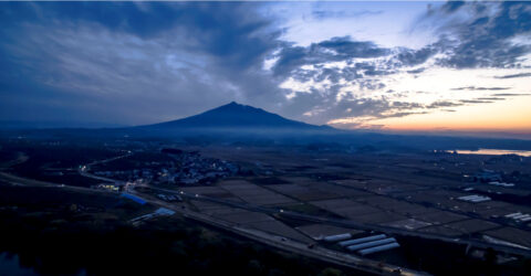 遠い彼方を目指せ。そしてありのままを映す。etcSORA ドローン空撮代行サービス 記事表紙本