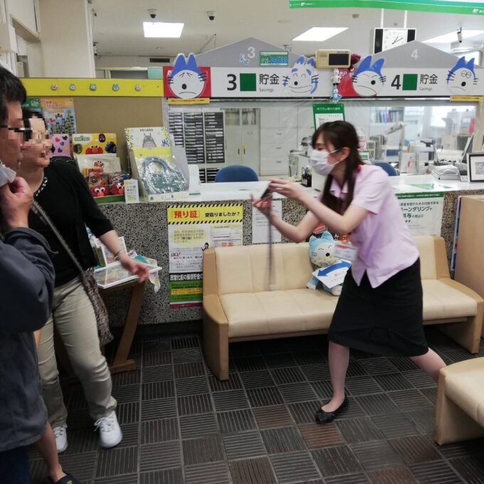 **三戸日和②** 毎月第3日曜日は?? ミャンのへ郵便局♪ そして温泉でゆったりと…… 三戸日和表紙