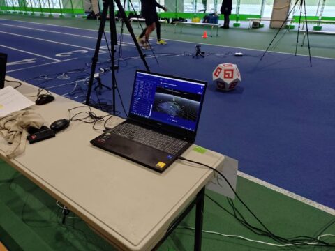 【PR】VR・3Dカメラで球速体験 青森の未来型野球教室を取材 42267_0