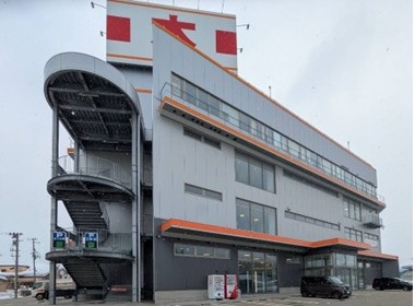 無料&予約不要!本格レース体験ができる本屋|ブックスモア青森中央店 画像1 – コピー